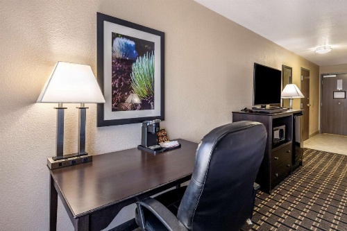 Best Western Plus Las Vegas West image 24